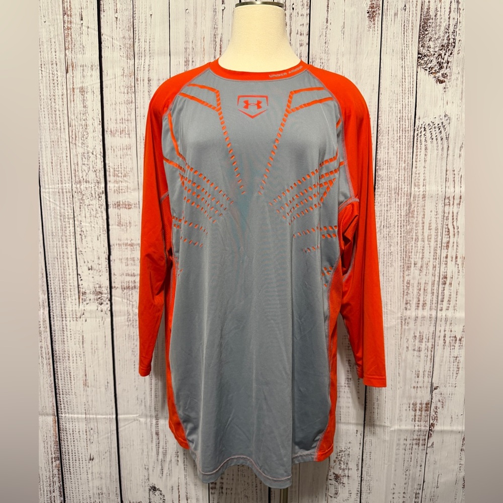 Under Armour Men's Long Sleeve Gray and‎ Orange Tee